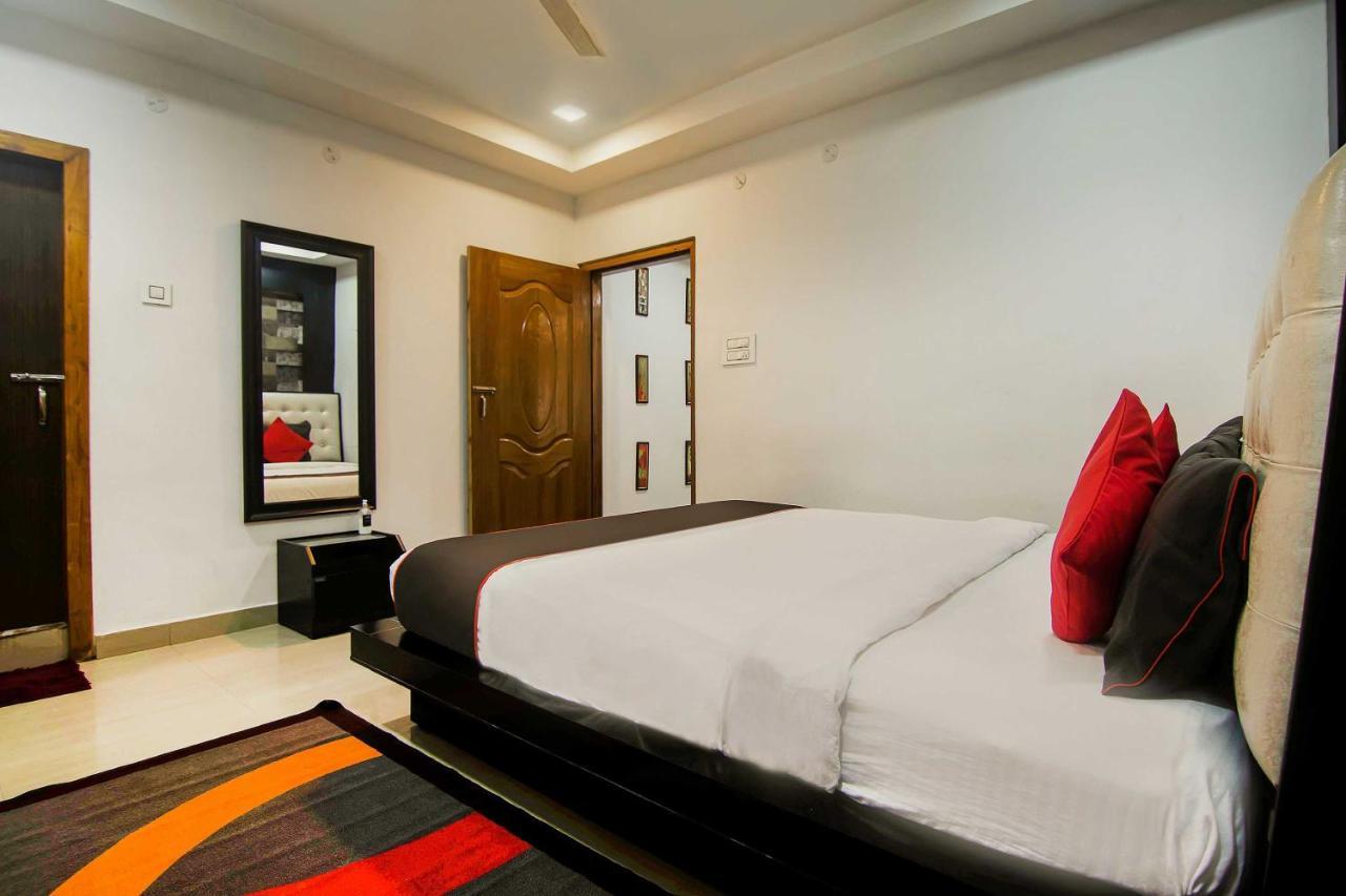 Collection O The Blu Bell Nizarapar Path Hotell Guwahati Eksteriør bilde