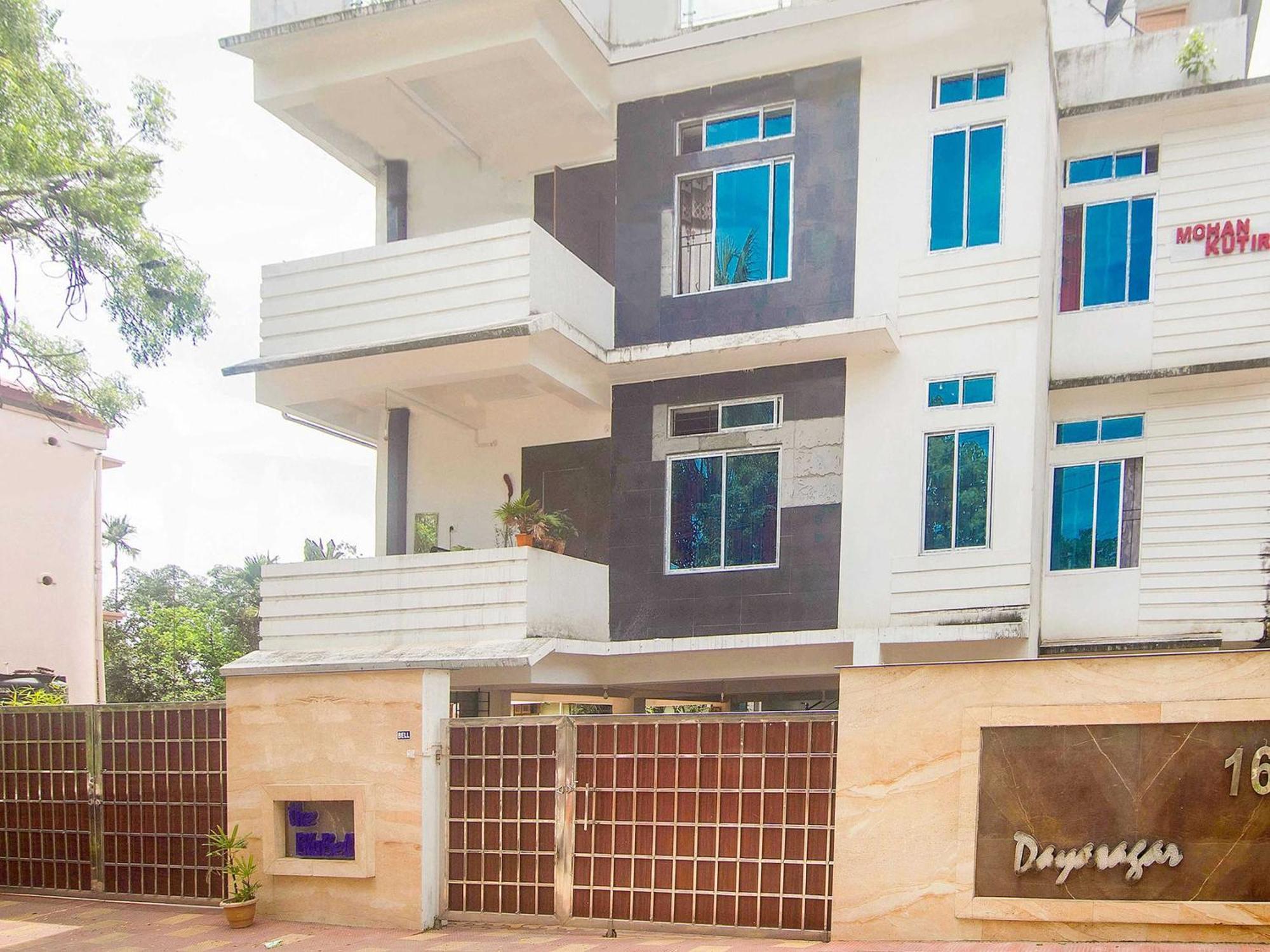 Collection O The Blu Bell Nizarapar Path Hotell Guwahati Eksteriør bilde