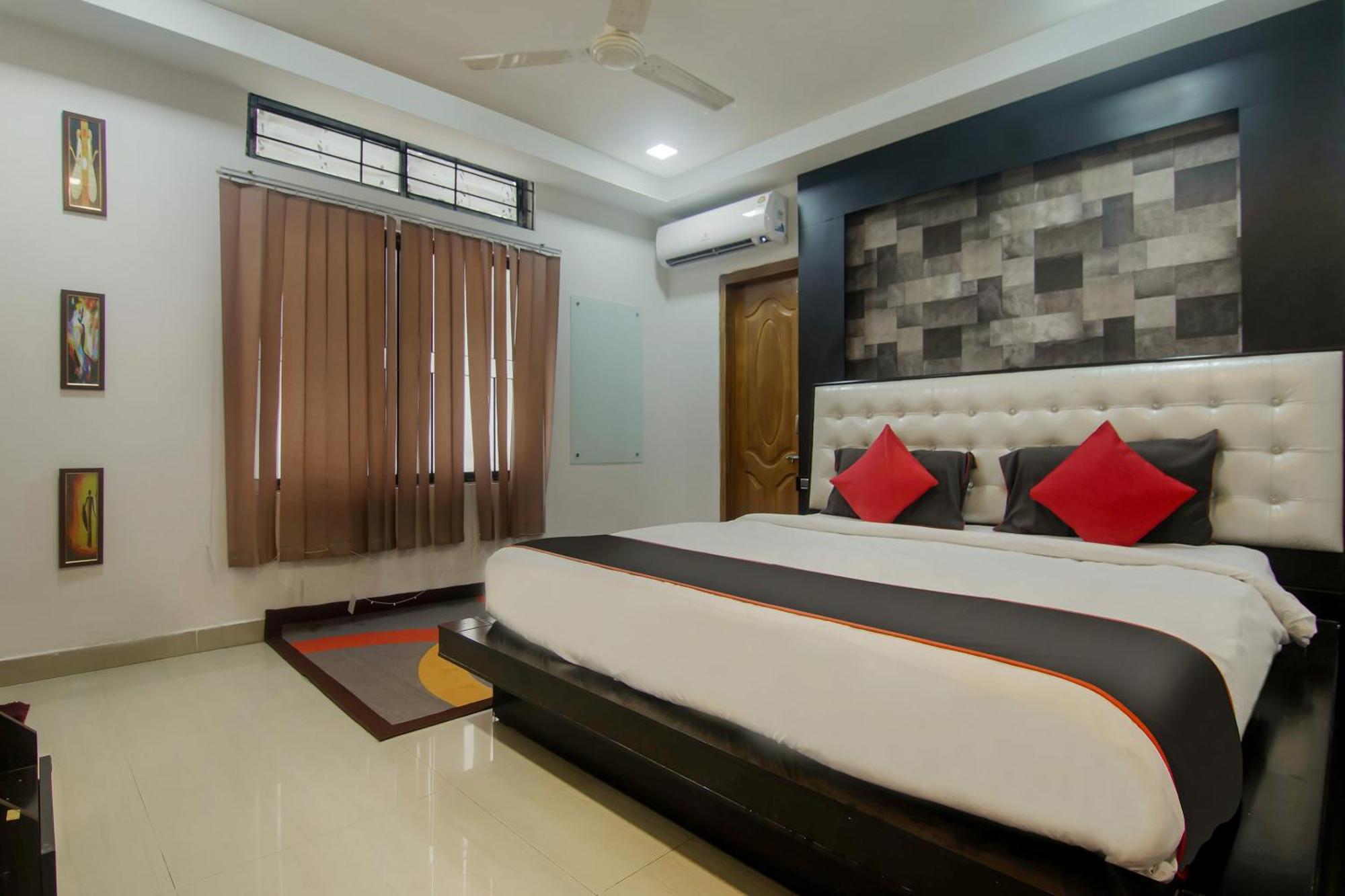 Collection O The Blu Bell Nizarapar Path Hotell Guwahati Eksteriør bilde