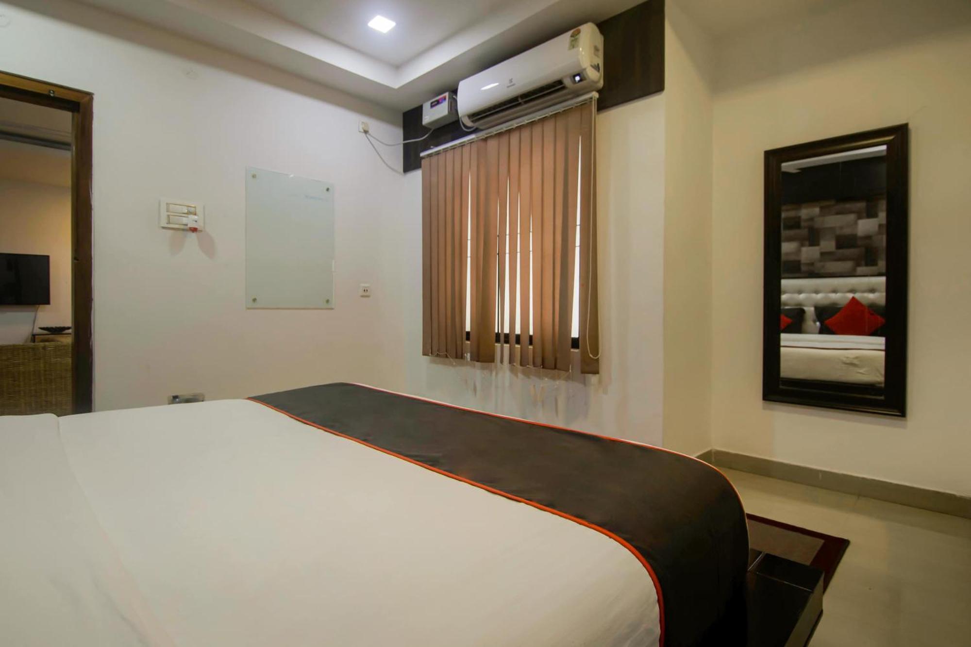 Collection O The Blu Bell Nizarapar Path Hotell Guwahati Eksteriør bilde