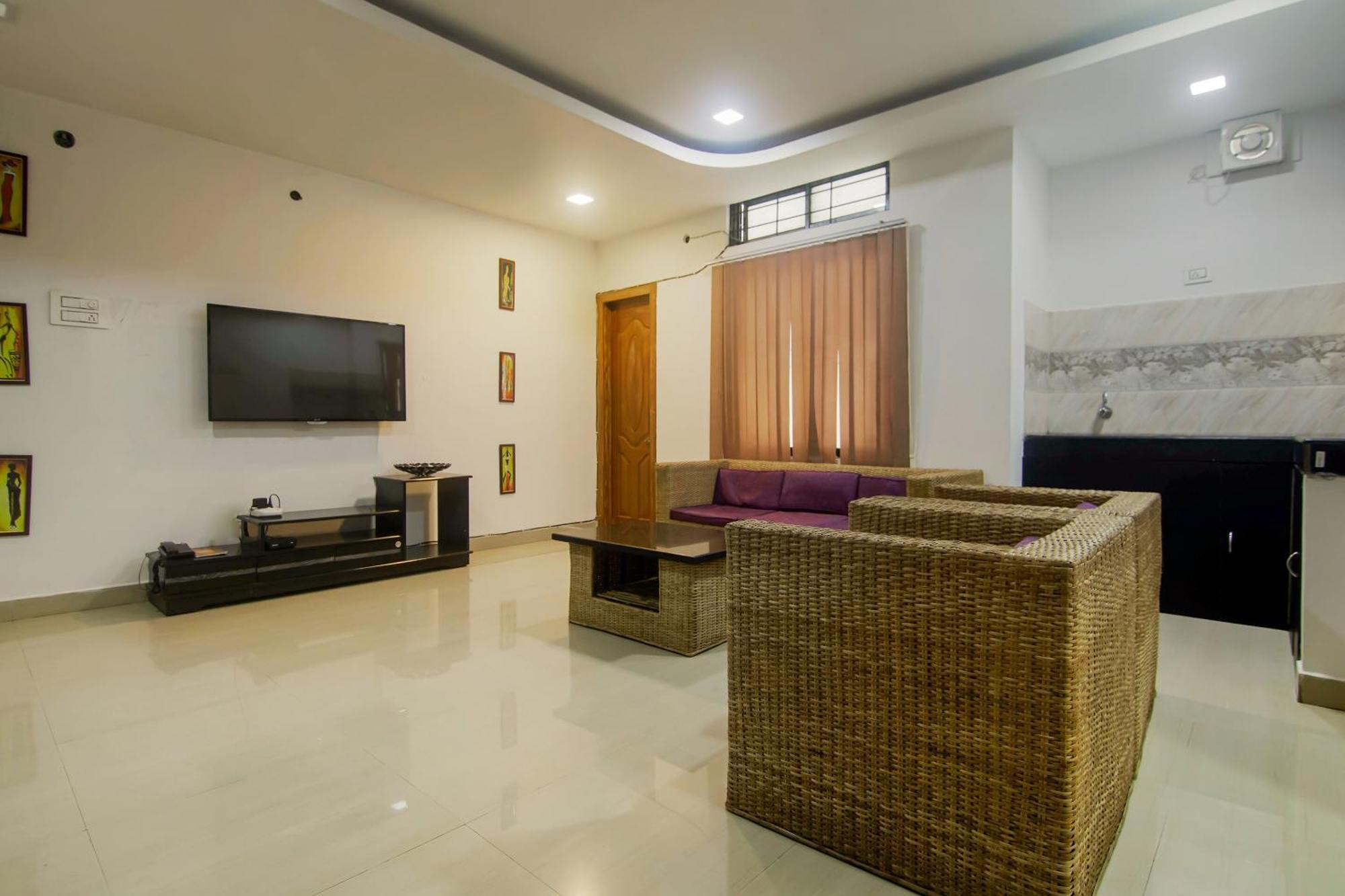 Collection O The Blu Bell Nizarapar Path Hotell Guwahati Eksteriør bilde