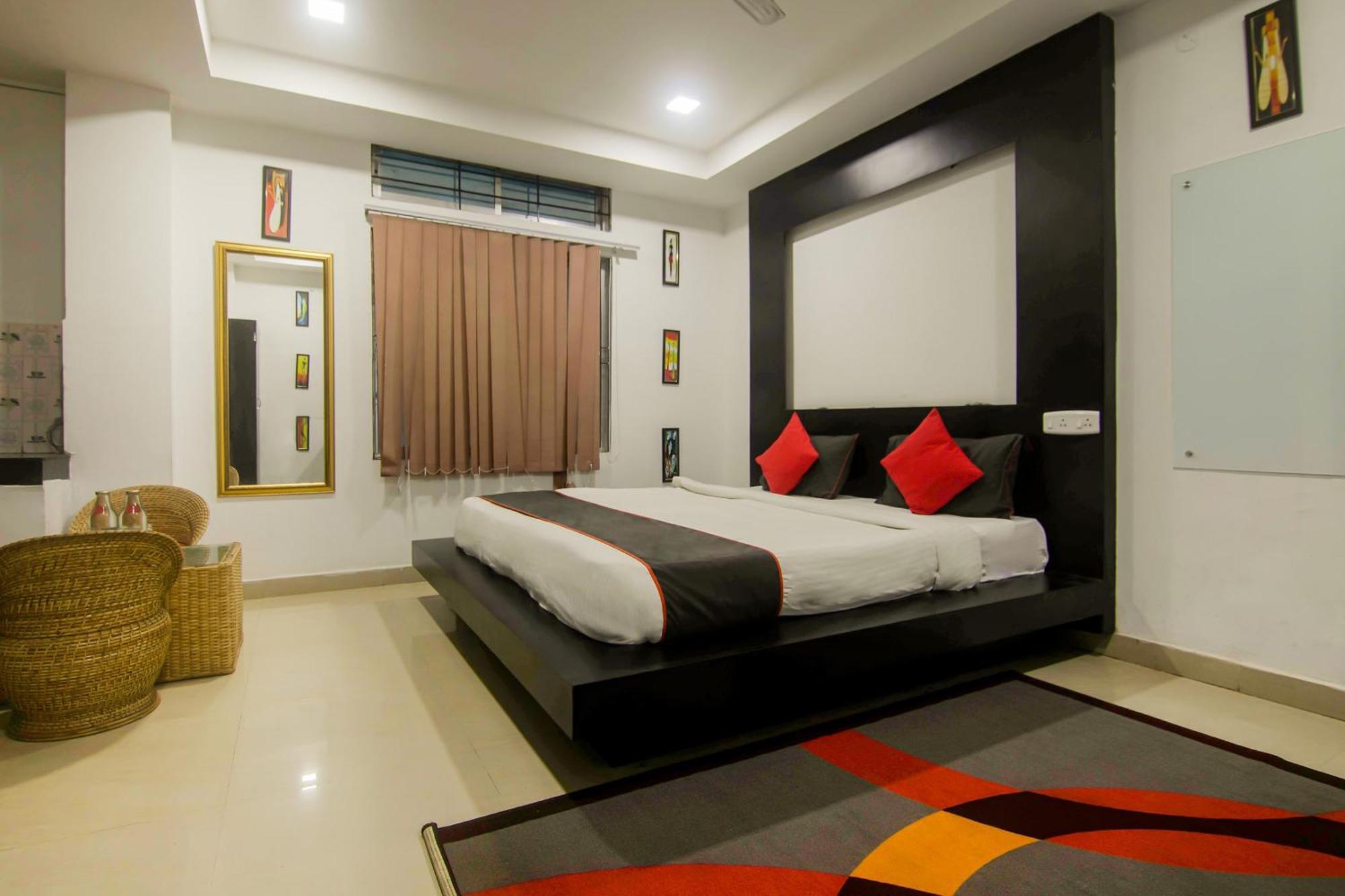 Collection O The Blu Bell Nizarapar Path Hotell Guwahati Eksteriør bilde