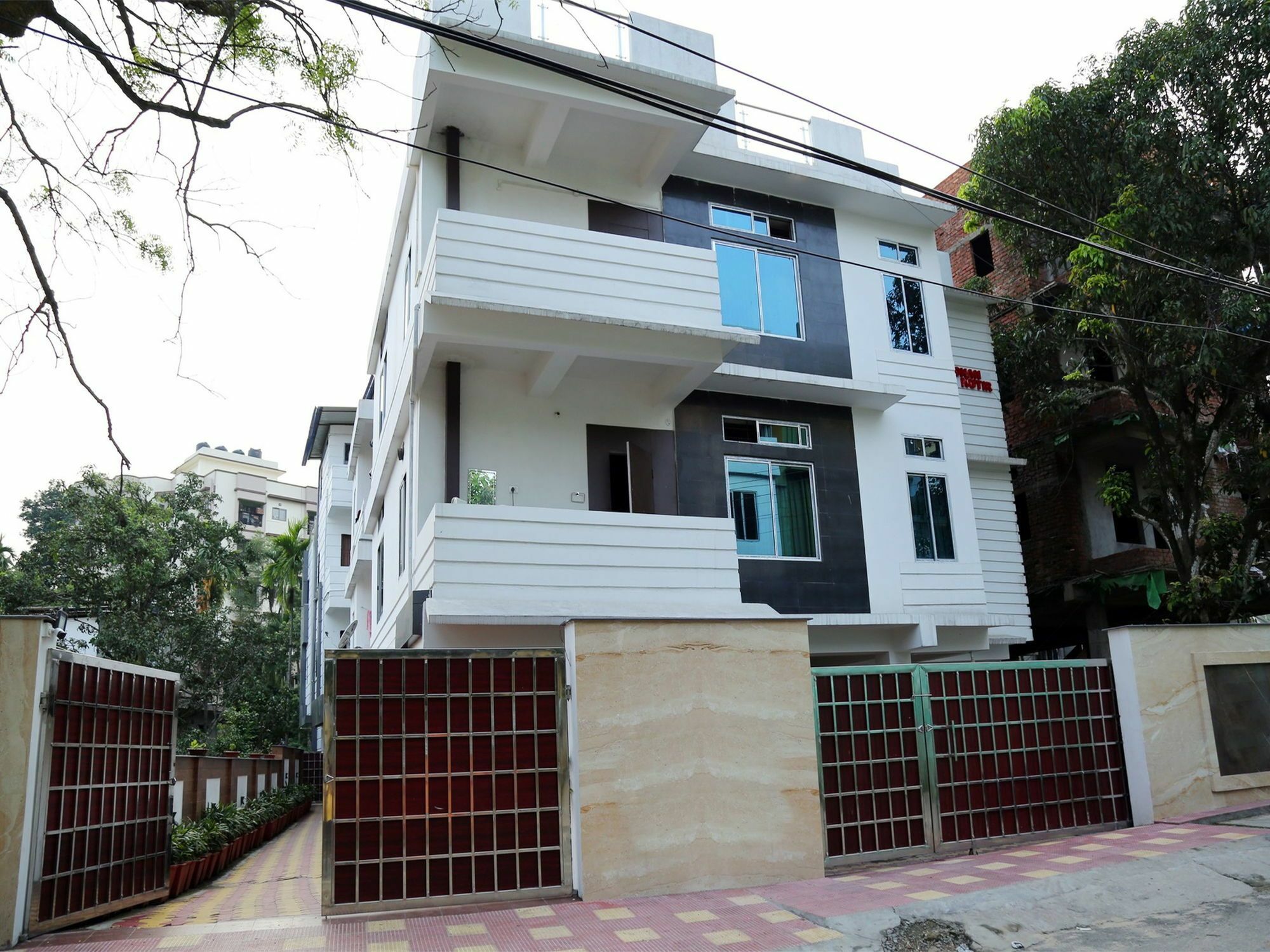Collection O The Blu Bell Nizarapar Path Hotell Guwahati Eksteriør bilde
